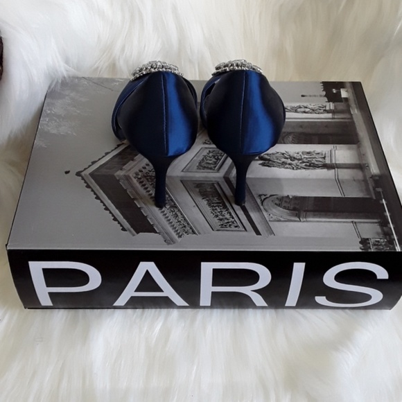 AUDREY BROOKE - Picture 3 of 4